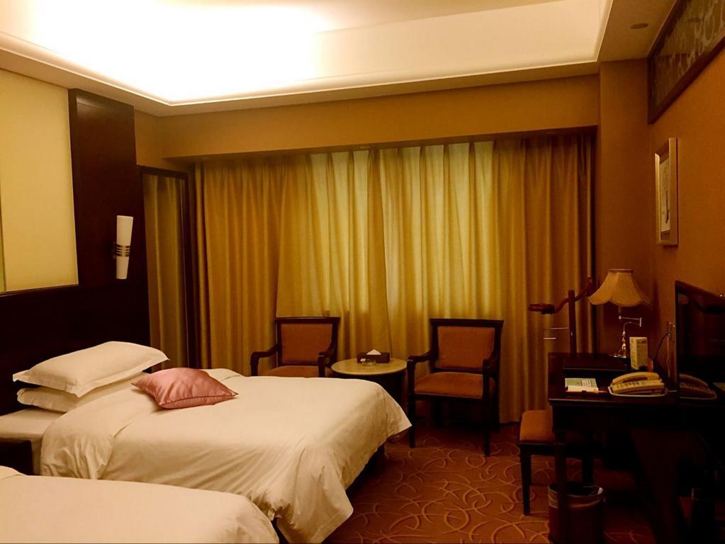 Green Land Hotel Kunming Exterior foto