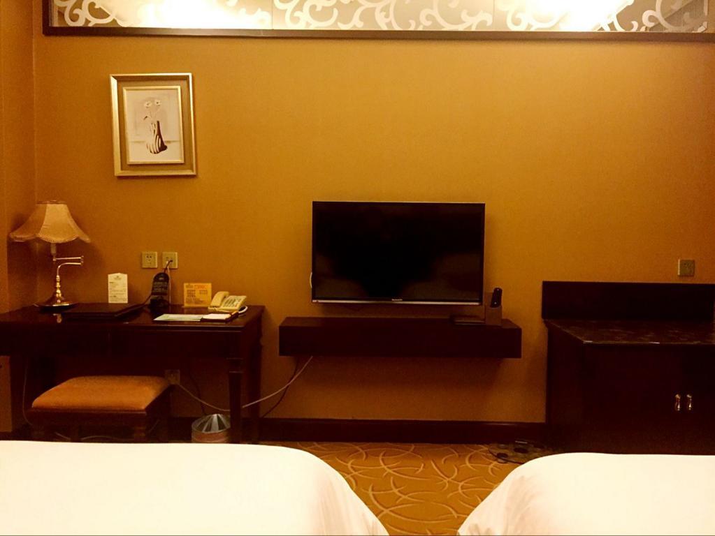 Green Land Hotel Kunming Exterior foto